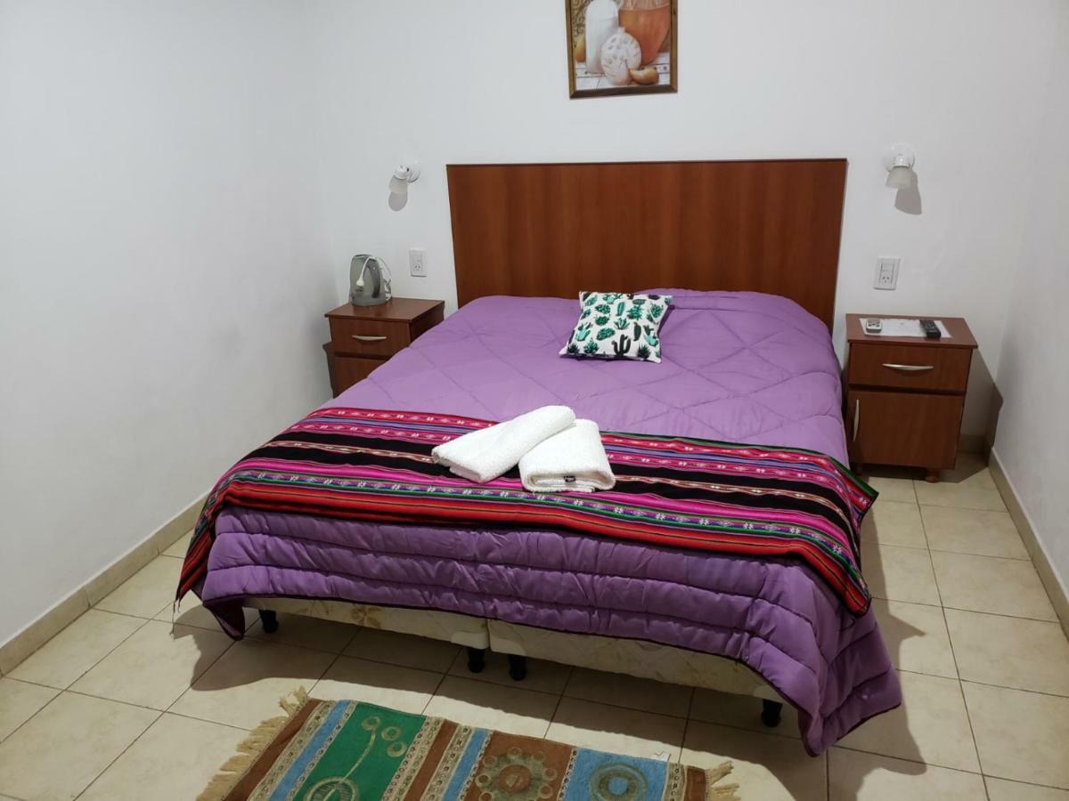 Casa Cactus Cafayate Hotel Bagian luar foto